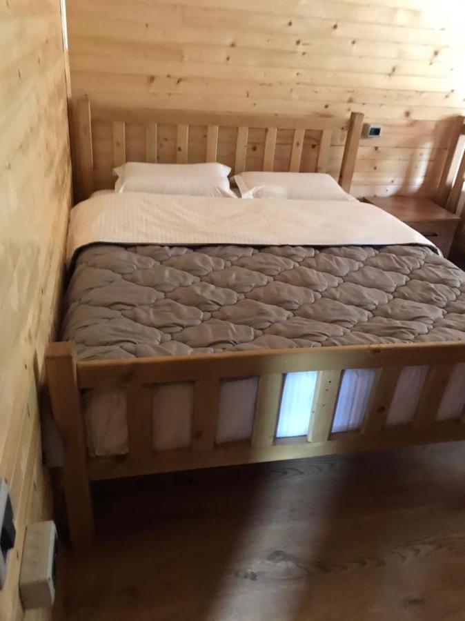 Guesthouse Demushi Valbone Eksteriør bilde