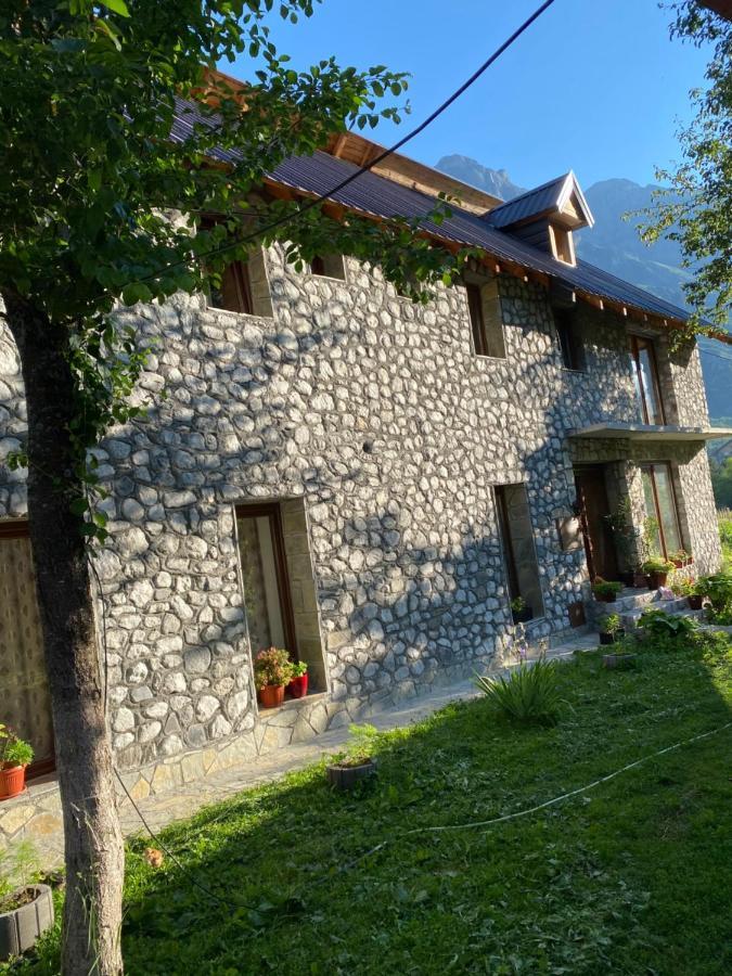 Guesthouse Demushi Valbone Eksteriør bilde